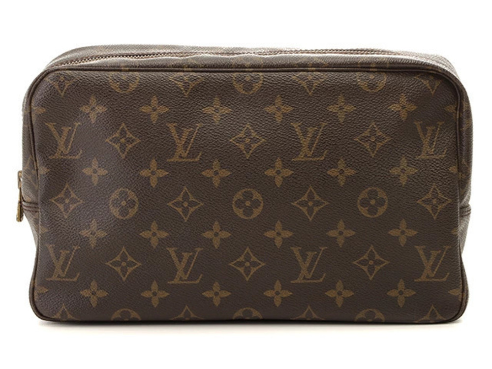 LOUIS VUITTON Trousse Toilette Monogram
